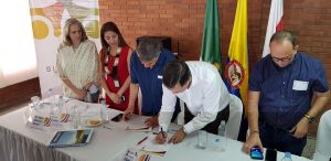 Firma Del Pacto Por La Legalidad En Sincelejo  Sucre Abril 20 De 2018